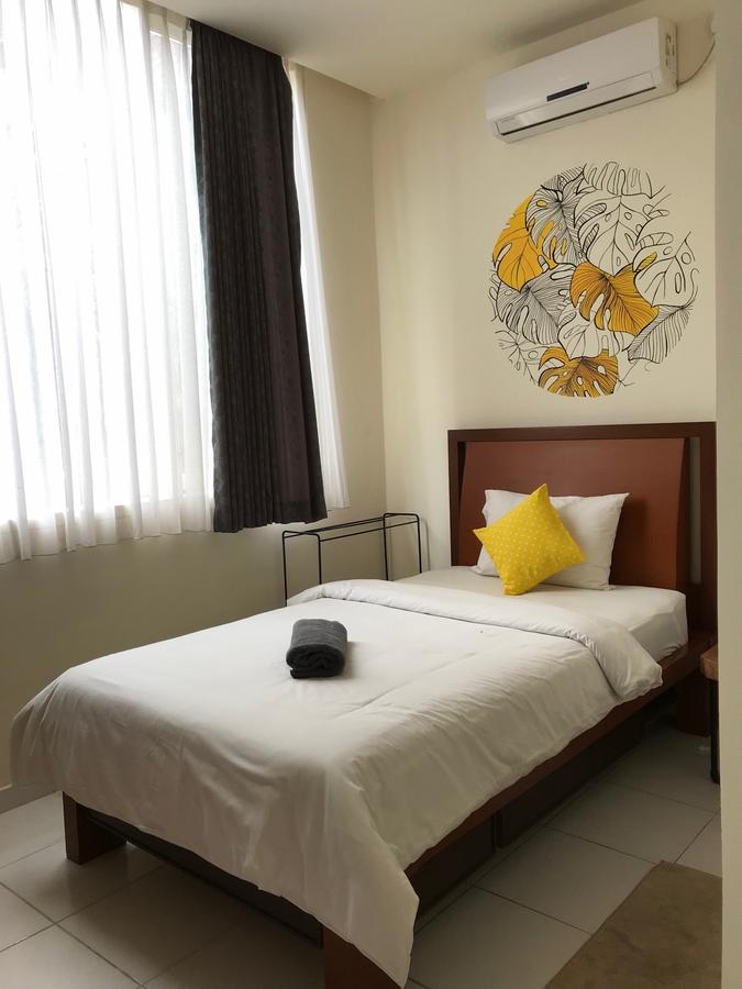 Matta Lodge Kuta Selatan エクステリア 写真